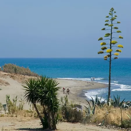 102 Guadalmansa Playa, Heaven إِستيبونا
